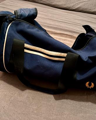 Borsone Fred Perry - Come Nuovo per Piccoli Viaggi