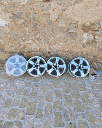 Cerchi in lega 16"-set da 4- NUOVI mai montat