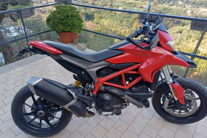 Ducati hypermotard939