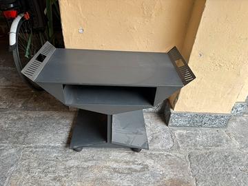 Mobile sala per televisione radio in Driade