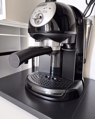 Macchina da caffè- De Longhi