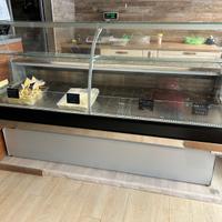 Bancone a vetrina refrigerato