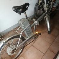 bici d'epoca (elettrico non funzionante)