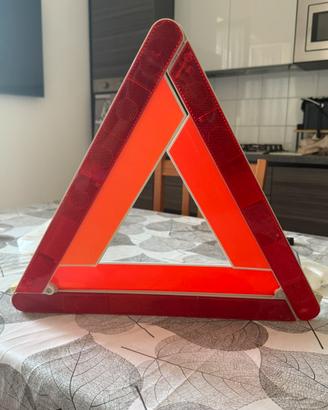 Triangolo stradale