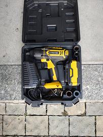 Avvitatore a impulsi per smontaggio gomme