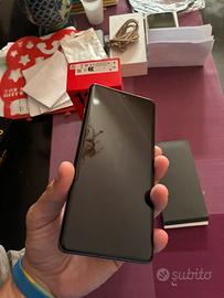 One plus 12 512 rom e 126gb di ram