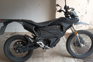 Moto elettrica Zero FX