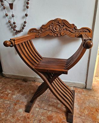 poltroncine in legno