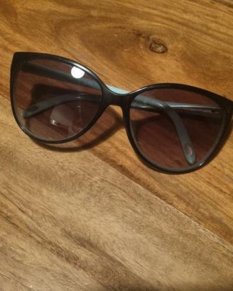 Occhiali da sole con custodia Tiffany