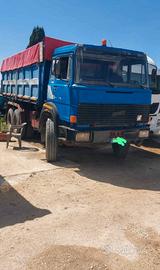 camion  fiat iveco 330.26