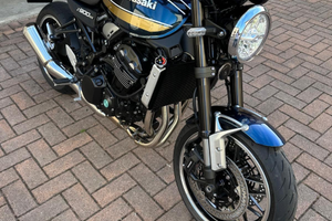 Kawasaki Z900 RS con 100 Km