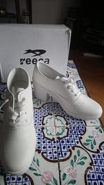 Scarpe da donna in pelle, marca Reeca numero 40½