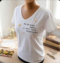 T-shirt ricamata a mano Matisse pezzo unico