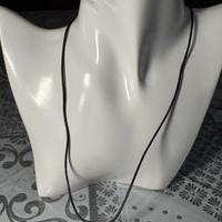 collana con pendente in pietra naturale