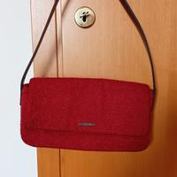 Borsa bordeaux in lana Benetton.