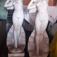 Coppia statue gesso tipo nascita di Venere