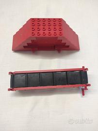 Lego due pezzi sfusi particolari