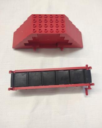 Lego due pezzi sfusi particolari