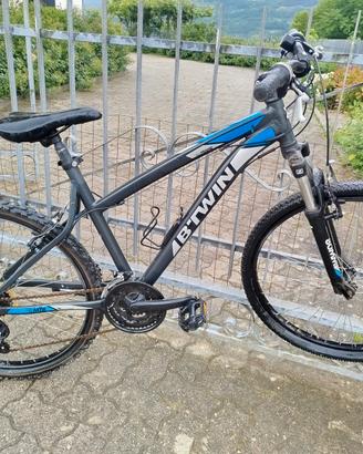 bicicletta MTB 