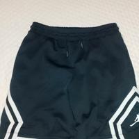 pantaloni corti jordan