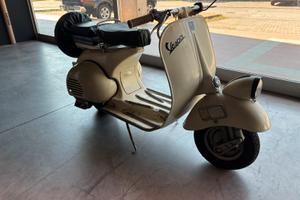 Vespa faro basso anno 1956