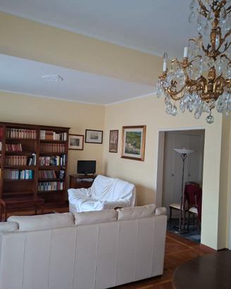 Divano triplo in pelle