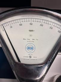 Bilancia Arsa vintage in acciaio