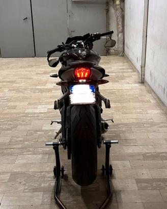 Triumph street triple depotenziata a libretto
