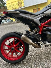Hypermotard 939