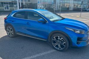 Kia XCeed GPL 2022 High Tech 117cv – Navi, CarPlay