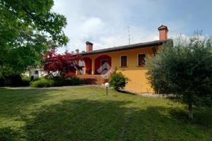 VILLA SINGOLA A CASALE SUL SILE