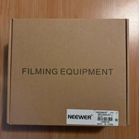 Stabilizzatore videocamera Neewer con accessori