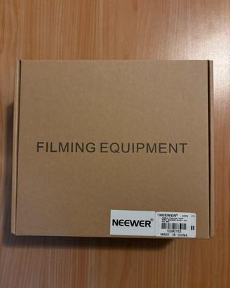 Stabilizzatore videocamera Neewer con accessori