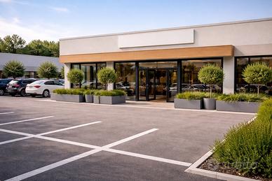 Cessione società bar ampio parcheggio