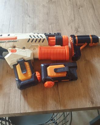 Nerf super soaker