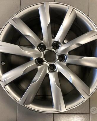 Cerchio in lega originale Audi da 19 5x112