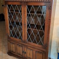 Vetrina in legno massello 