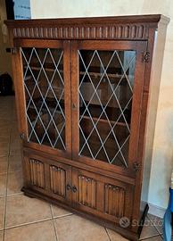 Vetrina in legno massello 