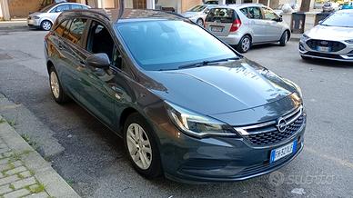 Opel Astra 1.6 Tdci SportTourer 