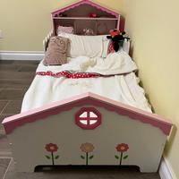 Lettino in legno montessoriano KidKraft