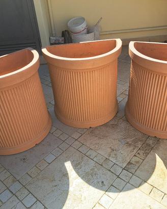 vaso per piante e fiori semicerchio millerighe