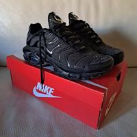 Nike Air Max Plus Tn Black/Metallic Silver Num. 40