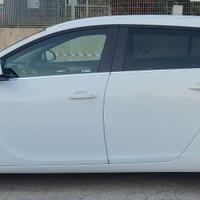 Opel Insigna 2000 sports tourer