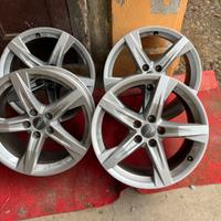 4 cerchi in lega audi Q5