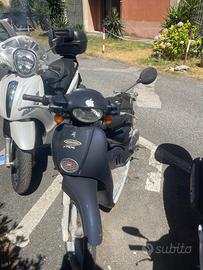 Aprilia Scarabeo 50 - 2012