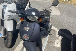 Aprilia Scarabeo 50 - 2012