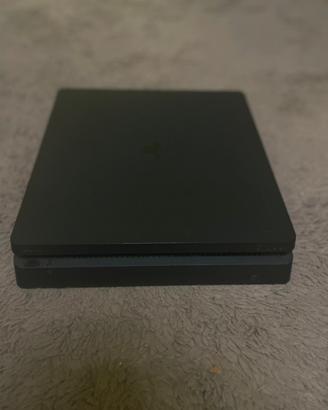Playstation 4 slim