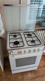 Cucina Tecnogas 4 Fuochi + Forno a Gas
