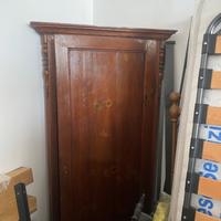 Angoliera di legno