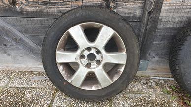 cerchi a 5 fori per aTouran Golf 5